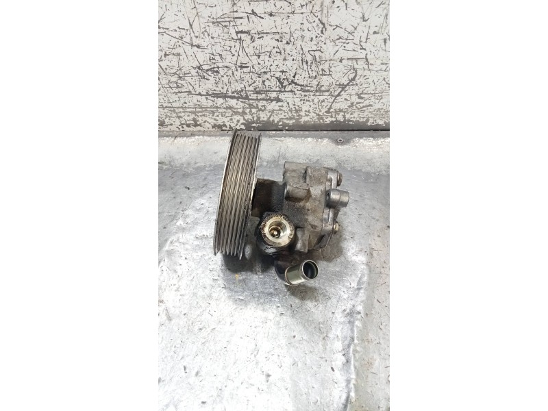 Recambio de bomba direccion para audi a4 berlina (8e) 1.8 t referencia OEM IAM 8E0145153  