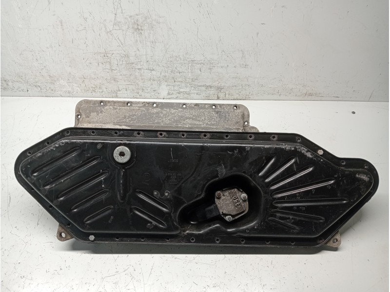 Recambio de carter para audi a8 (4e2) referencia OEM IAM 057103602F  