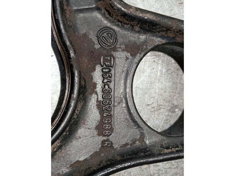 Recambio de brazo suspension inferior delantero derecho para alfa romeo 147 (190) referencia OEM IAM 60624988  