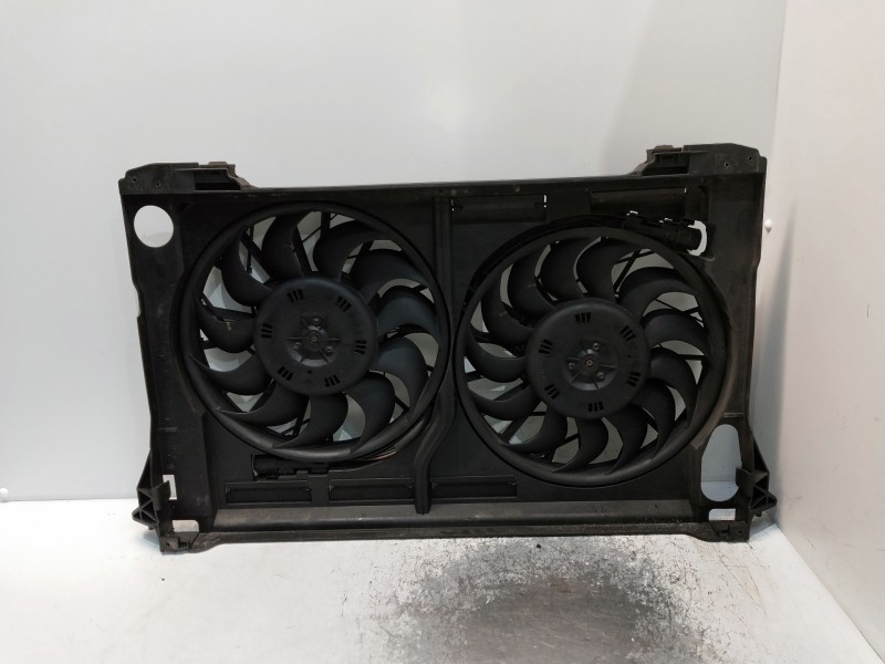 Recambio de electroventilador para audi a8 (4e2) referencia OEM IAM 4E0121205B 0130706815 