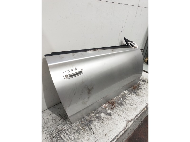 Recambio de puerta delantera derecha para toyota celica (t23) referencia OEM IAM   