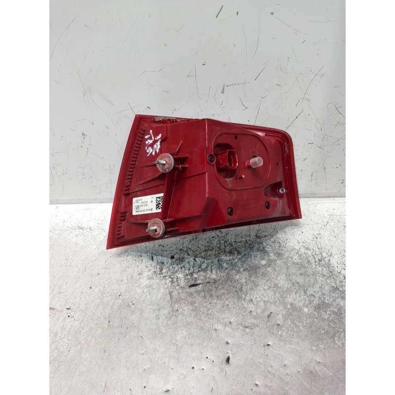 Recambio de piloto trasero izquierdo para audi a8 (4e2) referencia OEM IAM 4E0945095H  