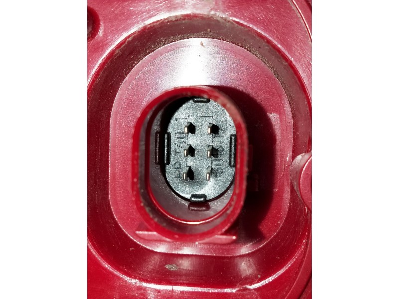 Recambio de piloto trasero izquierdo para audi a8 (4e2) referencia OEM IAM 4E0945095H  