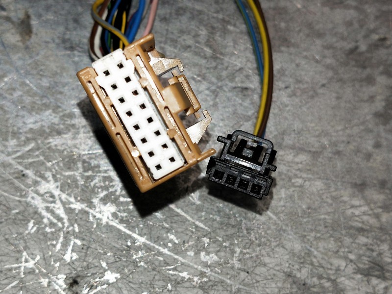 Recambio de retrovisor izquierdo para audi a8 (4e2) referencia OEM IAM   ELECTRICO