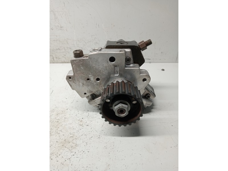 Recambio de bomba inyeccion para audi a8 (4e2) referencia OEM IAM 0445010119 057130755L 