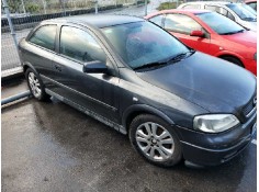 opel astra g berlina del año 2000