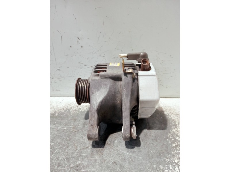 Recambio de alternador para toyota celica (t23) referencia OEM IAM 2706022030 1022111910 