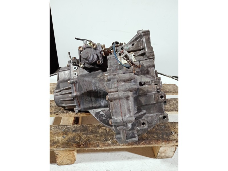 Recambio de caja cambios para toyota celica (t23) referencia OEM IAM 11013247  5V