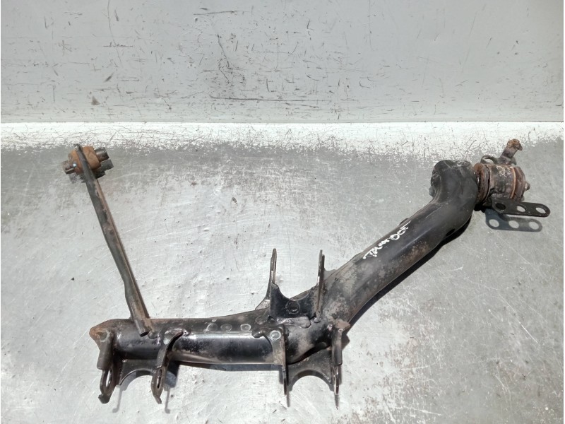 Recambio de brazo suspension inferior trasero derecho para toyota celica (t23) referencia OEM IAM   
