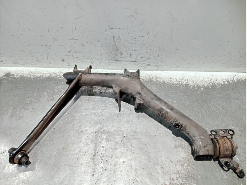 Recambio de brazo suspension inferior trasero derecho para toyota celica (t23) referencia OEM IAM   