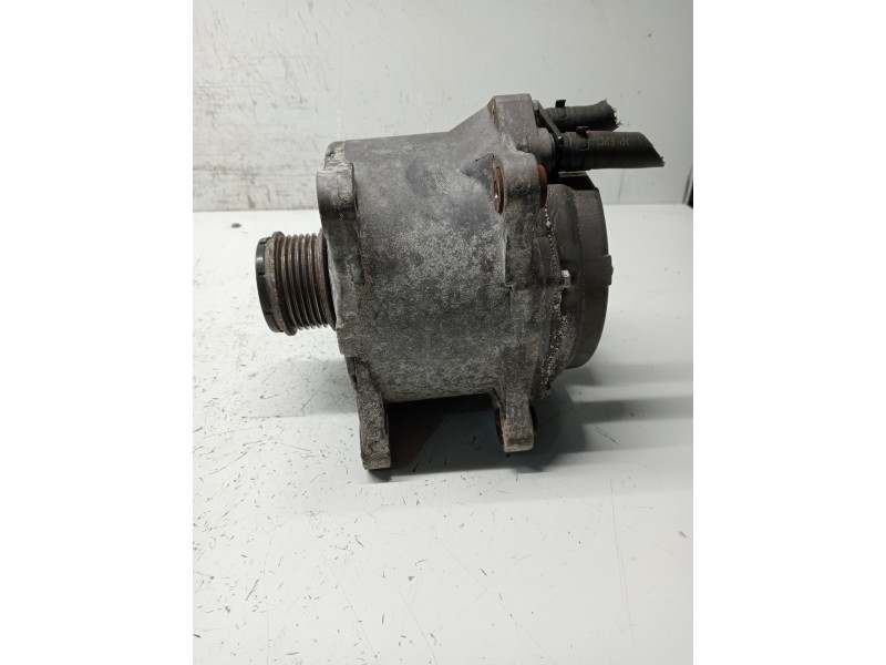 Recambio de alternador para audi a8 (4e2) referencia OEM IAM 059903015T  