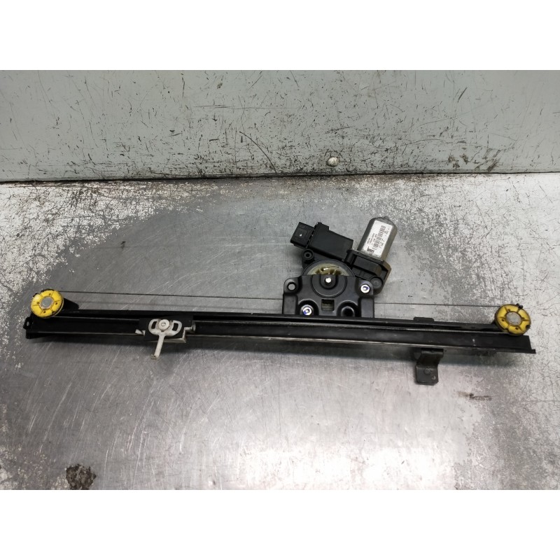 Recambio de elevalunas delantero izquierdo para peugeot boxer caja cerrada, acristalado (bat. 3450) (333) (2007 =>) referencia O