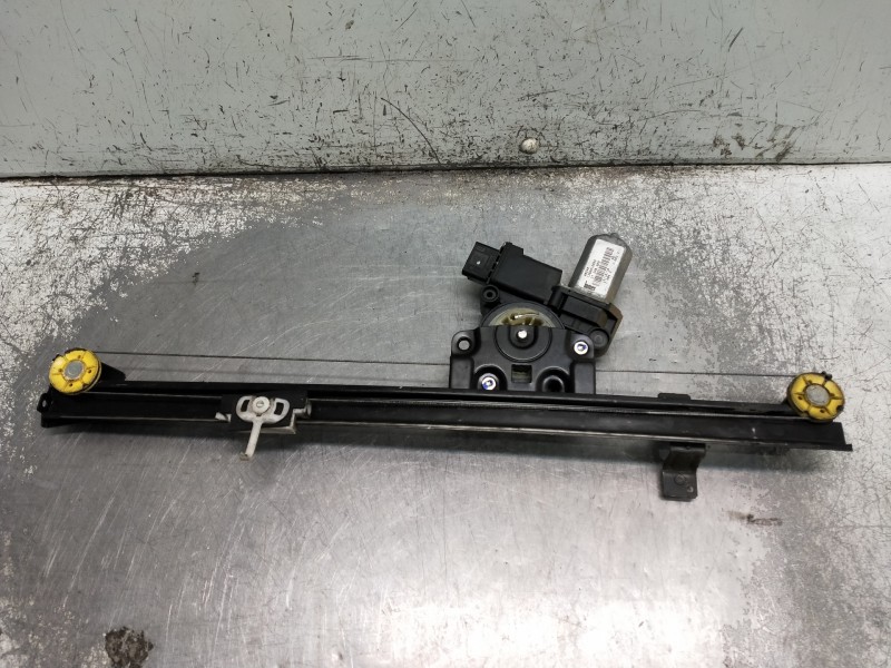 Recambio de elevalunas delantero izquierdo para peugeot boxer caja cerrada, acristalado (bat. 3450) (333) (2007 =>) referencia O