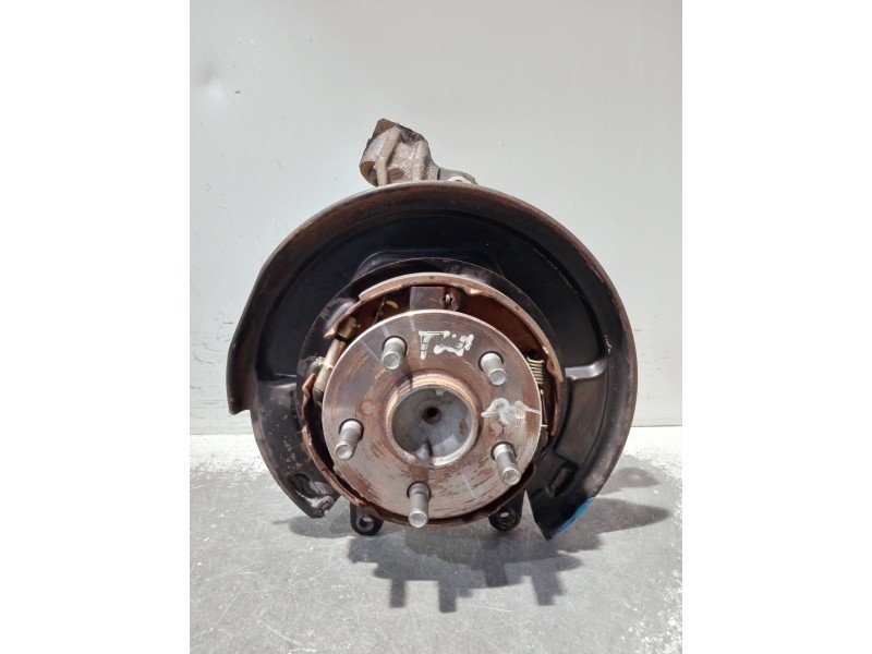 Recambio de mangueta trasera derecha para toyota celica (t23) referencia OEM IAM 8954447010  