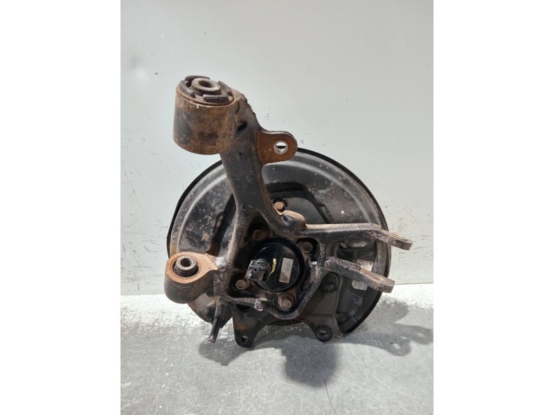 Recambio de mangueta trasera izquierda para toyota celica (t23) referencia OEM IAM 8954432020  