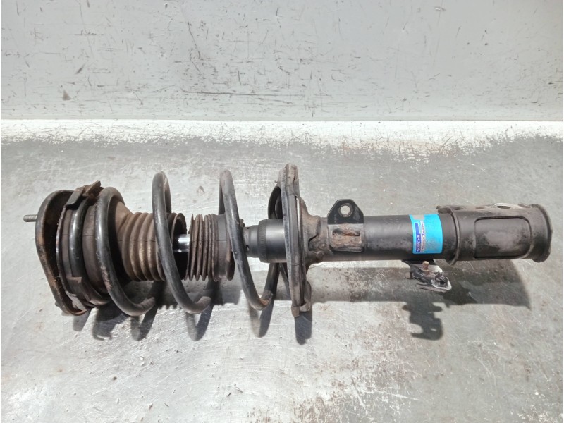 Recambio de amortiguador delantero derecho para toyota celica (t23) referencia OEM IAM 32M30A 312118 
