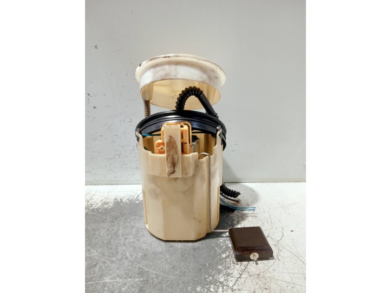 Recambio de bomba combustible para mercedes clase cls (w219) referencia OEM IAM A2114701694 0580303018 