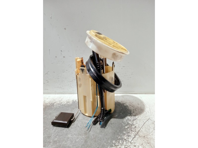 Recambio de bomba combustible para mercedes clase cls (w219) referencia OEM IAM A2114701694 0580303018 