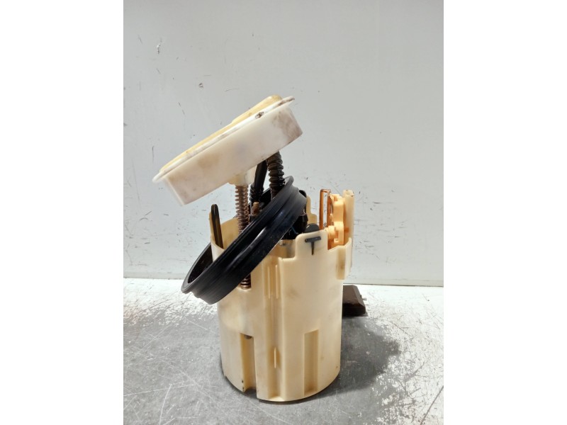 Recambio de bomba combustible para mercedes clase cls (w219) referencia OEM IAM A2114701694 0580303018 