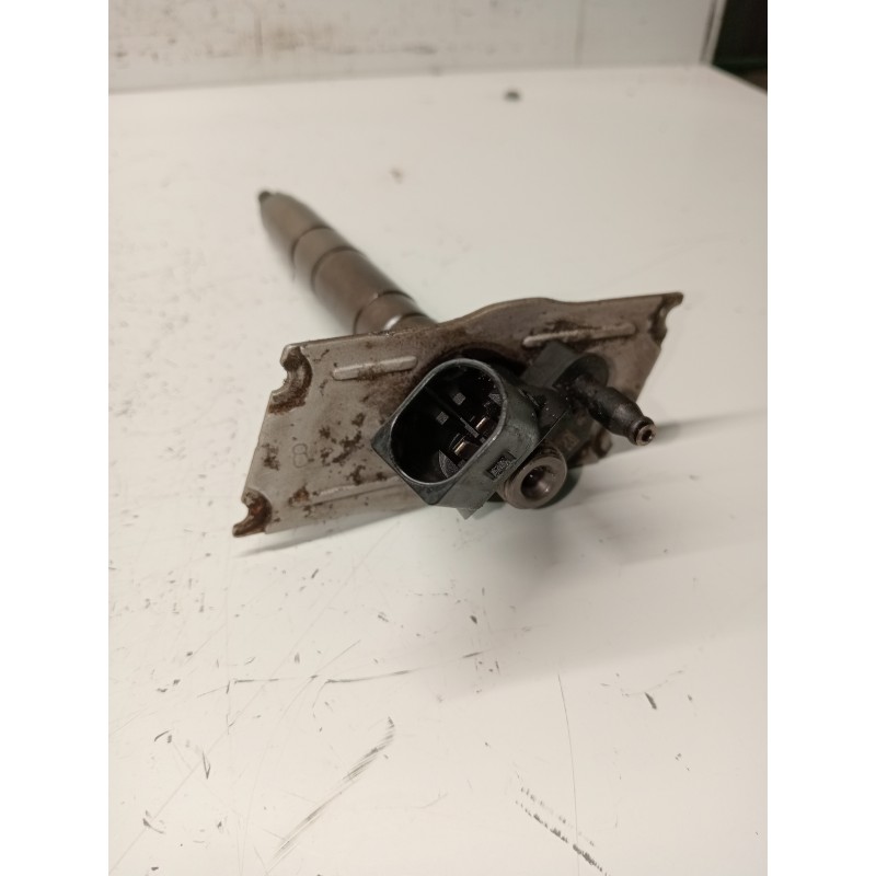 Recambio de inyector para audi a8 (4e2) referencia OEM IAM 0445115058 057130277AG BOSCH
