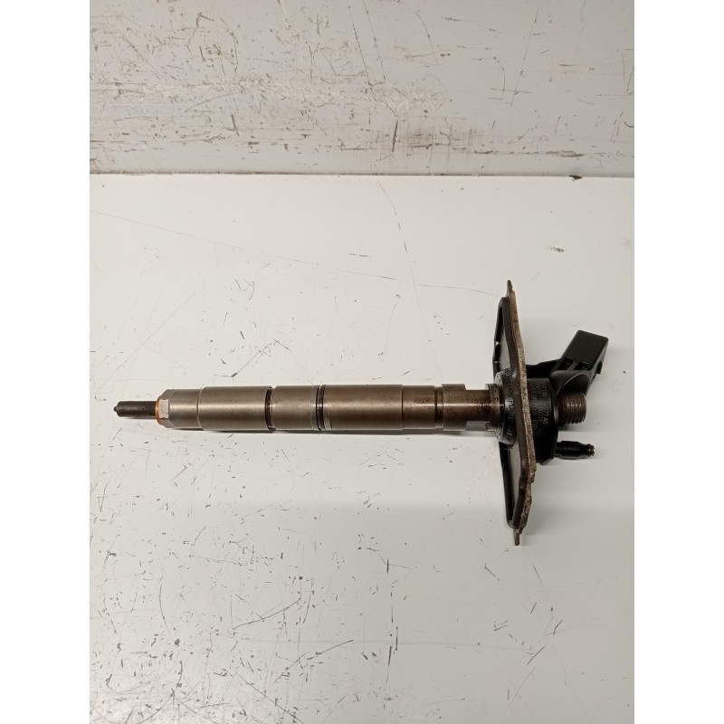 Recambio de inyector para audi a8 (4e2) referencia OEM IAM 0445115058 057130277AG BOSCH