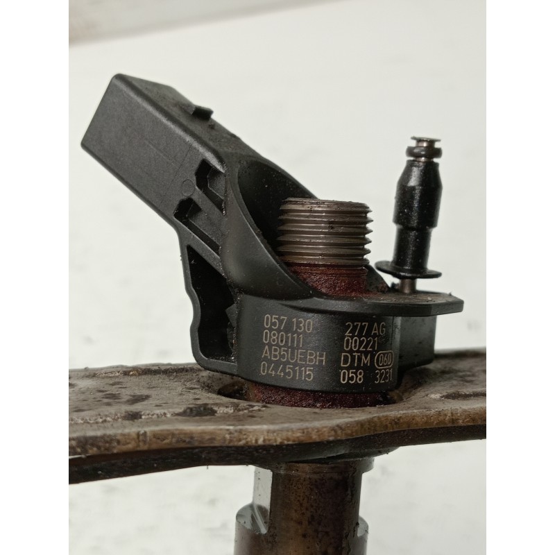 Recambio de inyector para audi a8 (4e2) referencia OEM IAM 0445115058 057130277AG BOSCH