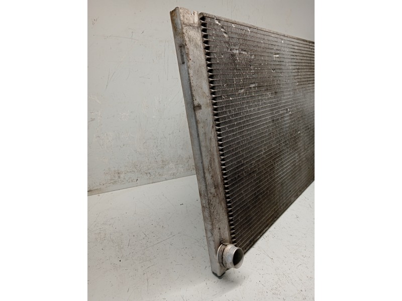 Recambio de radiador agua para audi a8 (4e2) referencia OEM IAM 4E0121251 A2732005 