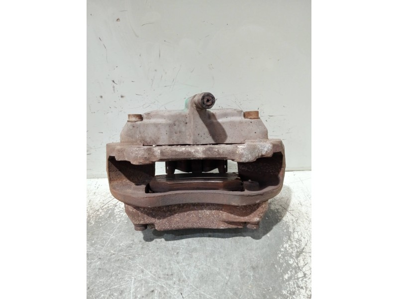 Recambio de pinza freno delantera izquierda para mercedes clase cls (w219) referencia OEM IAM 20825301 20704703 