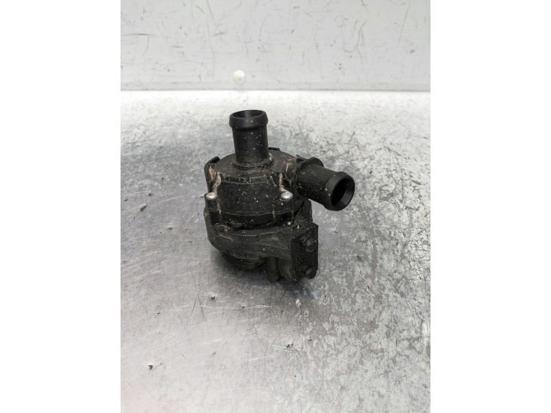 Recambio de bomba agua para volkswagen arteon (3h7) referencia OEM IAM 0392023209 5G0965567 