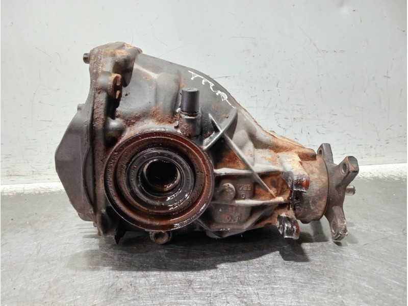 Recambio de diferencial trasero para mercedes clase cls (w219) referencia OEM IAM A2303511808  