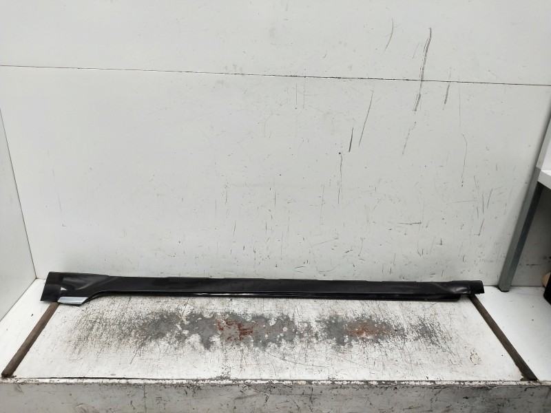 Recambio de faldon lateral para volkswagen arteon (3h7) referencia OEM IAM   