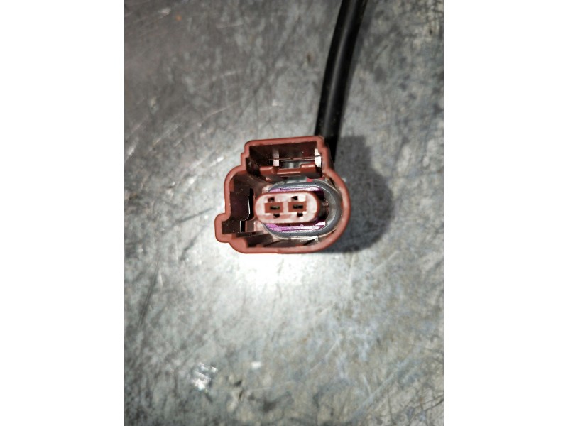 Recambio de inyector para volkswagen arteon (3h7) referencia OEM IAM 0444025042 04L131113P INYECTOR ADBLUE