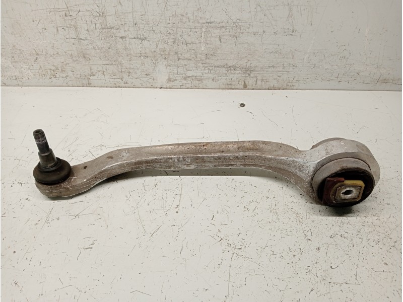 Recambio de brazo suspension inferior delantero izquierdo para audi a8 (4e2) referencia OEM IAM 4E0407695C  