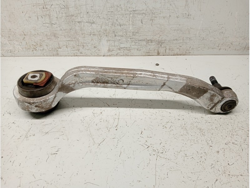 Recambio de brazo suspension inferior delantero izquierdo para audi a8 (4e2) referencia OEM IAM 4E0407695C  