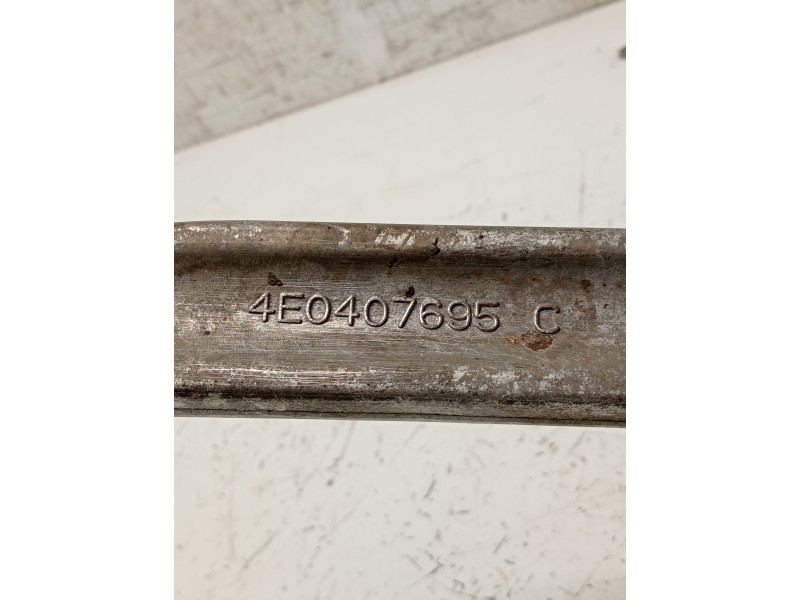 Recambio de brazo suspension inferior delantero izquierdo para audi a8 (4e2) referencia OEM IAM 4E0407695C  