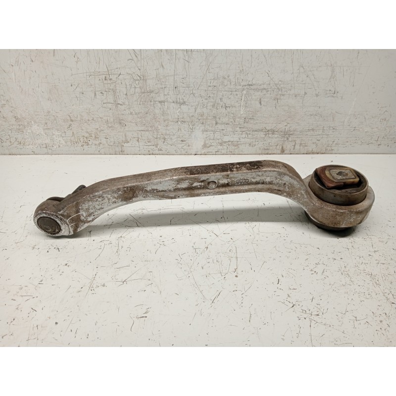 Recambio de brazo suspension inferior delantero derecho para audi a8 (4e2) referencia OEM IAM 4E0407696C  
