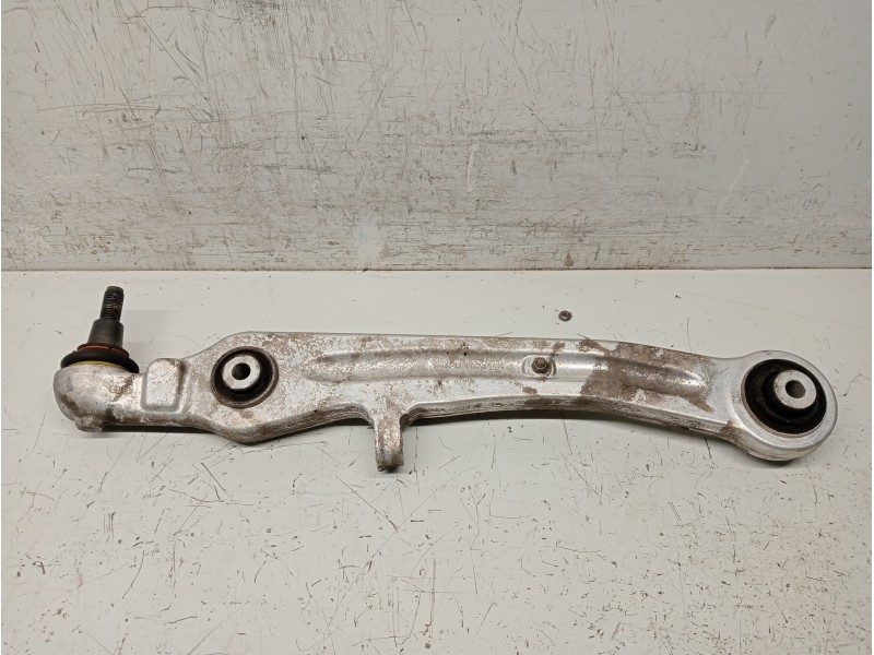 Recambio de brazo suspension inferior delantero derecho para audi a8 (4e2) referencia OEM IAM 4E0407155C  