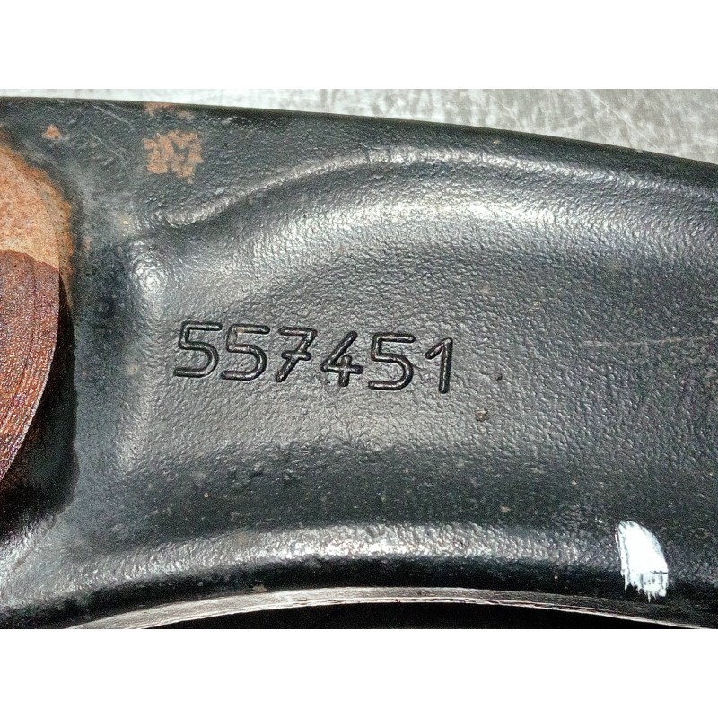 Recambio de brazo suspension inferior delantero derecho para citroen c4 berlina referencia OEM IAM 557451  