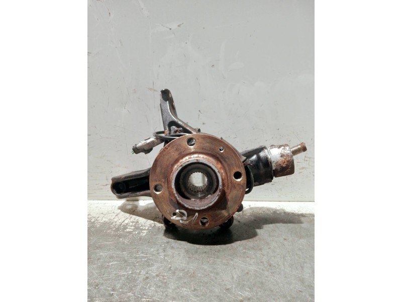 Recambio de mangueta delantera izquierda para citroen c4 berlina referencia OEM IAM   