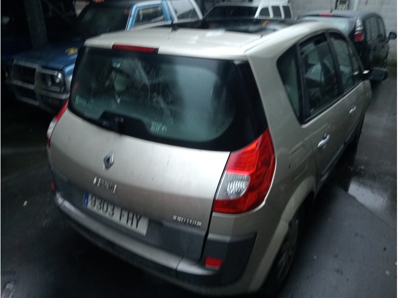 renault scenic ii del año 2006