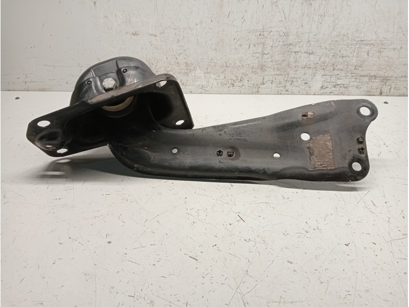 Recambio de brazo suspension superior trasero izquierdo para volkswagen arteon (3h7) referencia OEM IAM 5Q0505225C  