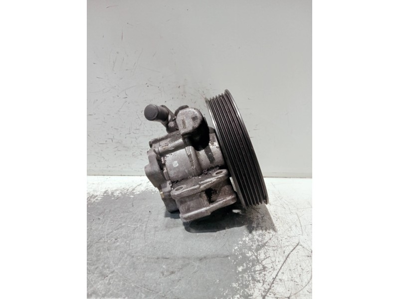 Recambio de bomba direccion para mercedes clase e (w211) berlina referencia OEM IAM A00346501  