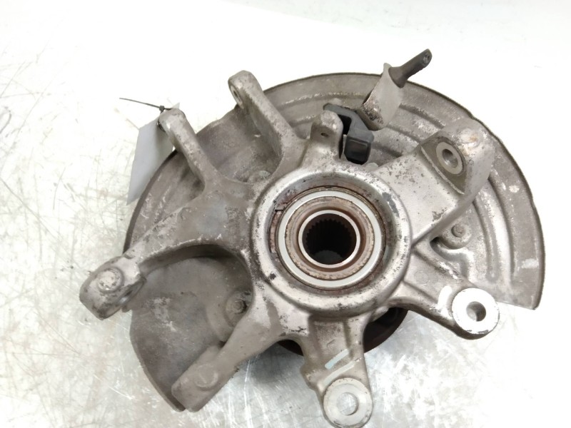 Recambio de mangueta trasera izquierda para jaguar s-type 4.0 v8 32v cat referencia OEM IAM   