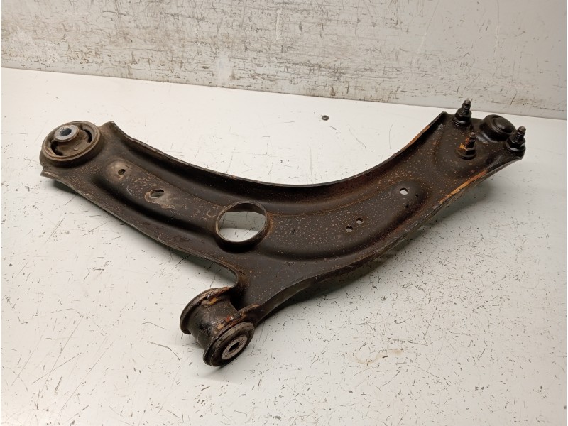 Recambio de brazo suspension inferior delantero derecho para volkswagen arteon (3h7) referencia OEM IAM   
