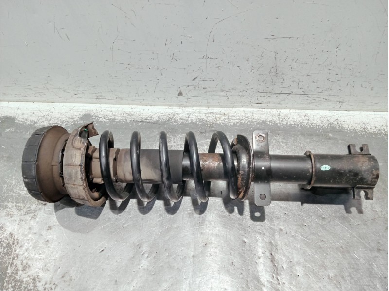 Recambio de amortiguador delantero derecho para nissan primastar (x83) referencia OEM IAM 8200212633A  