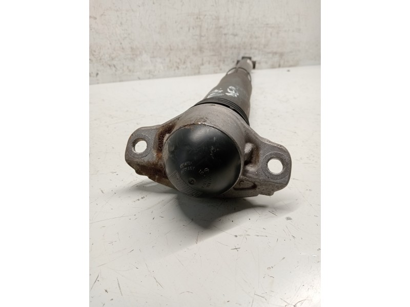 Recambio de amortiguador trasero derecho para volkswagen arteon (3h7) referencia OEM IAM 3Q0512011LP  