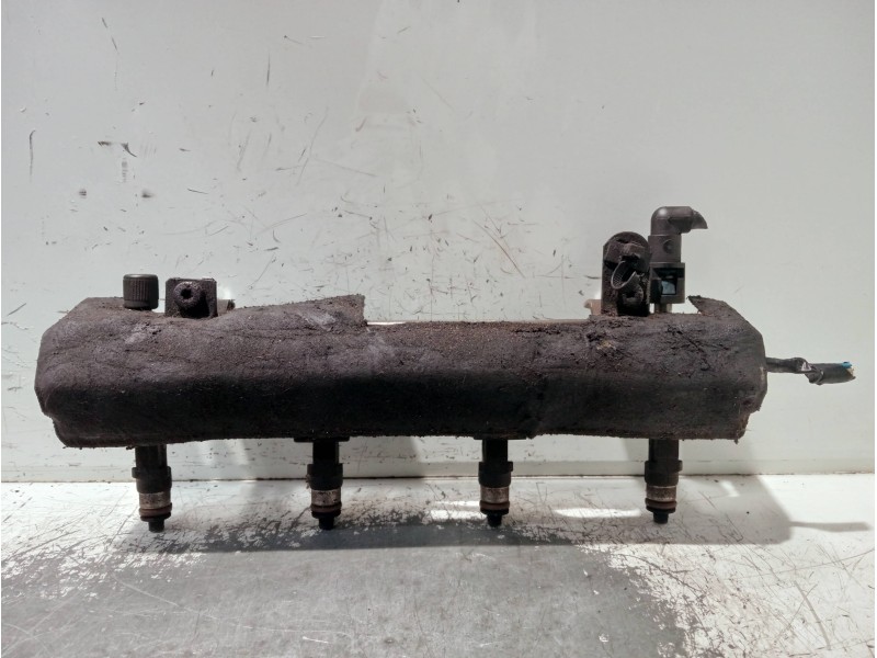 Recambio de rampa inyectora para opel corsa d referencia OEM IAM 0280151208  