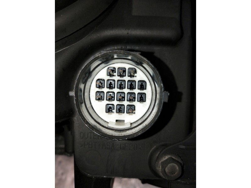 Recambio de faro derecho para land rover range rover sport referencia OEM IAM XBC501723LZN  