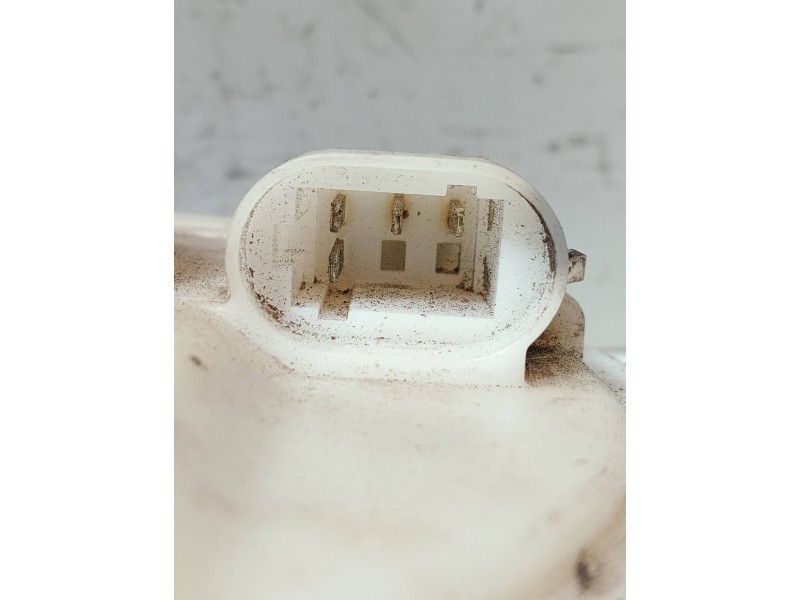 Recambio de bomba combustible para renault clio ii fase ii (b/cb0) referencia OEM IAM 8200027963 09745659903 