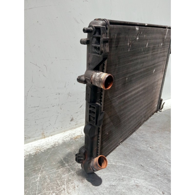 Recambio de radiador agua para renault clio ii fase ii (b/cb0) referencia OEM IAM 7700430784  